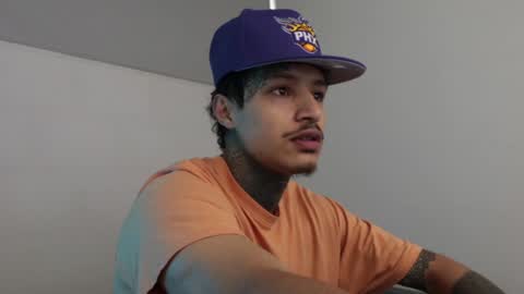 Snapshot of trieone chatting on 28, 12, 2024 - trieone online show from 28, 12, 2024