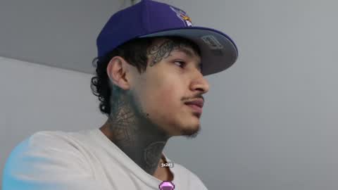 Snapshot of trieone chatting on 1, 1, 2025 - trieone online show from 1, 1, 2025