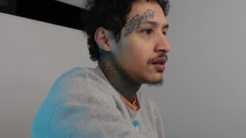 Snapshot of trieone chatting on 16, 1, 2025 - trieone online show from 16, 1, 2025