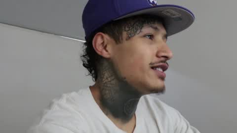 Snapshot of trieone chatting on 28, 1, 2025 - trieone online show from 28, 1, 2025