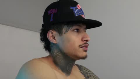 Snapshot of trieone chatting on 4, 2, 2025 - trieone online show from 4, 2, 2025