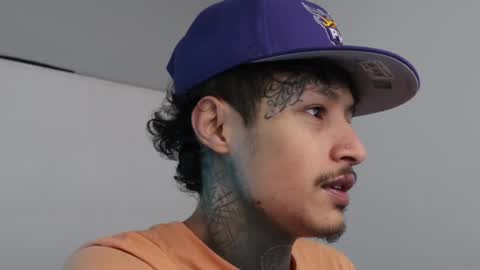 Snapshot of trieone chatting on 14, 2, 2025 - trieone online show from 14, 2, 2025