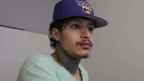 Snapshot of trieone chatting on 26, 2, 2025 - trieone online show from 26, 2, 2025