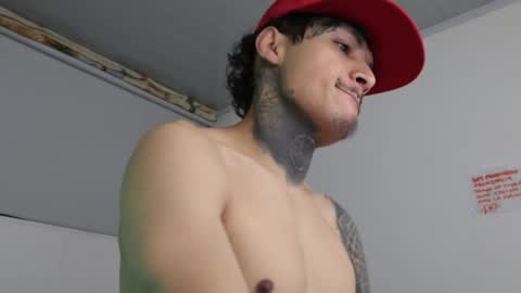 Snapshot of trieone chatting on 7, 3, 2025 - trieone online show from 7, 3, 2025