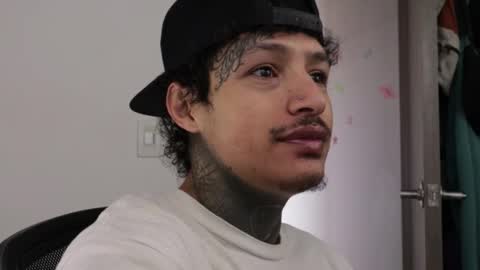 Snapshot of trieone chatting on 13, 9, 2025 - trieone online show from 13, 9, 2025