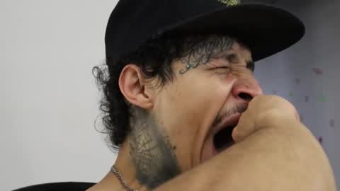 Snapshot of trieone chatting on 26, 10, 2025 - trieone online show from 26, 10, 2025