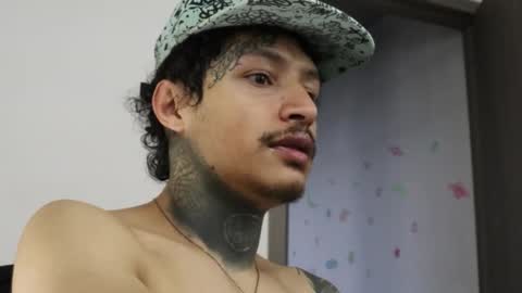 Snapshot of trieone chatting on 2, 11, 2025 - trieone online show from 2, 11, 2025