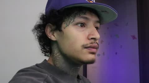 Snapshot of trieone chatting on 20, 12, 2025 - trieone online show from 20, 12, 2025