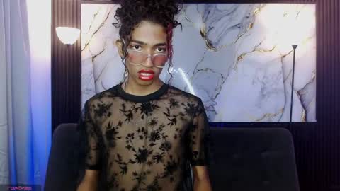 Snapshot of triiangel_latinboy chatting on 7, 5, 2026 Johan online show from 7, 5, 2026