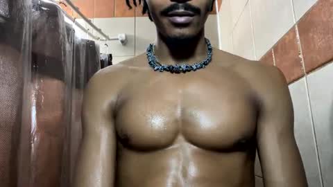 Snapshot of trillahung chatting on 28, 1, 2025 WapBopper online show from 28, 1, 2025