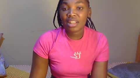 Snapshot of trina_z chatting on 8, 7, 2026 trina_z online show from 8, 7, 2026