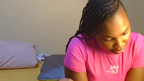 Snapshot of trina_z chatting on 16, 7, 2026 trina_z online show from 16, 7, 2026