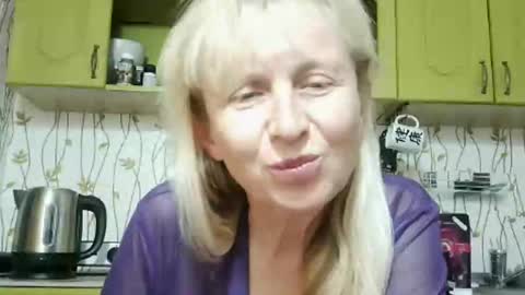 Snapshot of trinaadair chatting on 3, 12, 2025 TrinaAdair online show from 3, 12, 2025