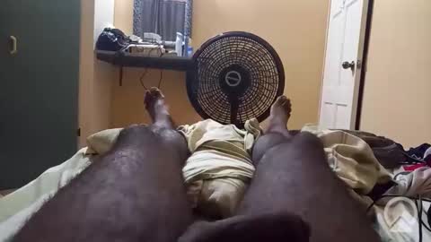 Snapshot of trinislim1868 chatting on 24, 11, 2025 Antique-Shirt2516 online show from 24, 11, 2025