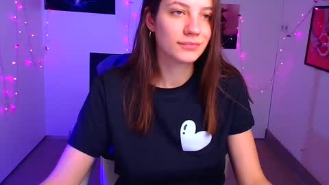 Snapshot of triniti_love chatting on 2, 12, 2024 Trinity online show from 2, 12, 2024