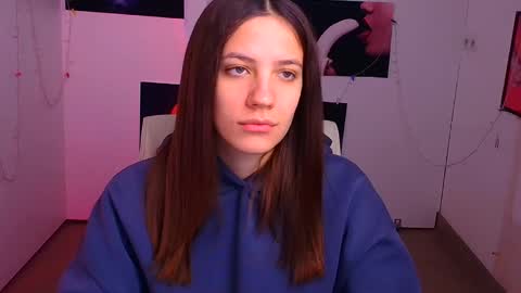 Snapshot of triniti_love chatting on 12, 12, 2024 Trinity online show from 12, 12, 2024