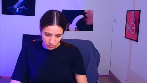 Snapshot of triniti_love chatting on 24, 12, 2024 Trinity online show from 24, 12, 2024