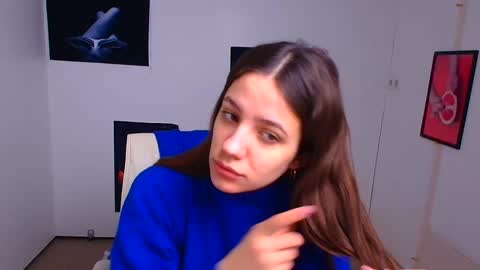 Snapshot of triniti_love chatting on 6, 1, 2025 Trinity online show from 6, 1, 2025