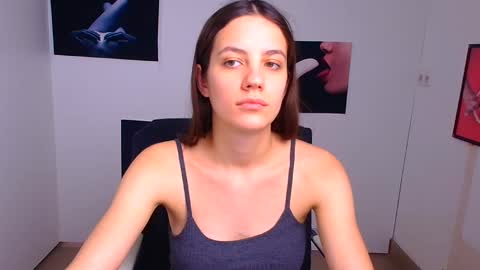 Snapshot of triniti_love chatting on 10, 1, 2025 Trinity online show from 10, 1, 2025