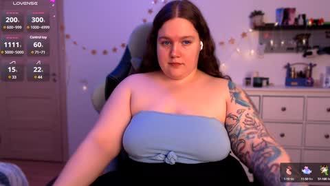 Snapshot of trinititi chatting on 30, 1, 2025 Tina online show from 30, 1, 2025