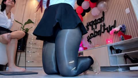 Snapshot of trinitixx chatting on 21, 12, 2024 Triny online show from 21, 12, 2024