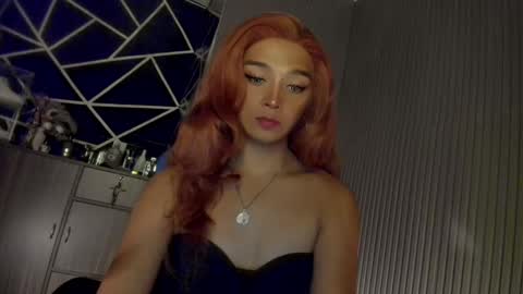 Ms Ella online show from 15, 12, 2024