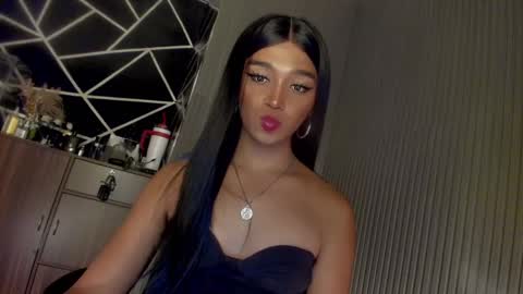 Ms Ella online show from 12, 1, 2025