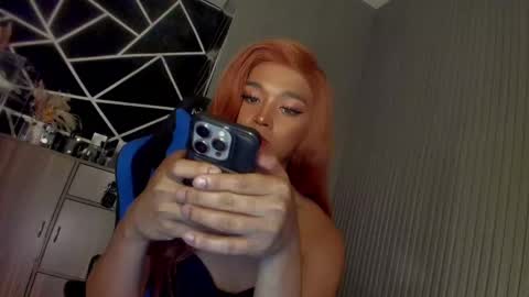 Ms Ella online show from 10, 2, 2025