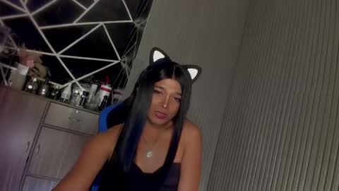 Ms Ella online show from 19, 2, 2025