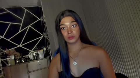 Ms Ella online show from 7, 3, 2025