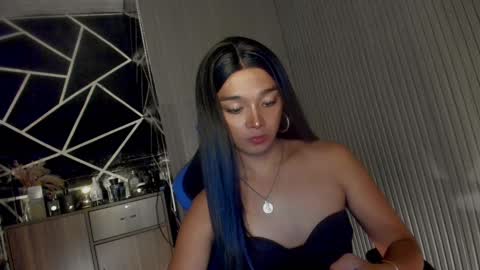 Ms Ella online show from 7, 3, 2025