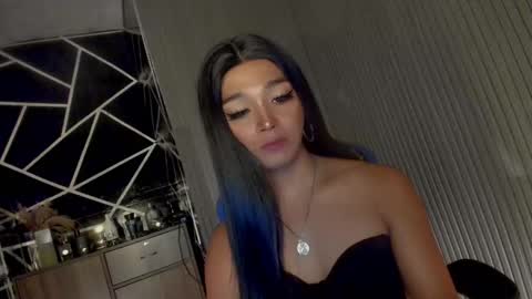 Ms Ella online show from 8, 3, 2025