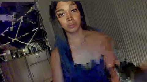 Ms Ella online show from 9, 3, 2025