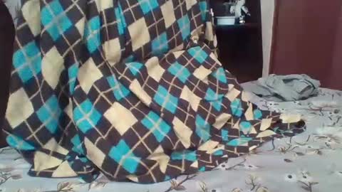 Snapshot of triplexxx007 chatting on 15, 12, 2025 Raaz keeps ur Raaz online show from 15, 12, 2025