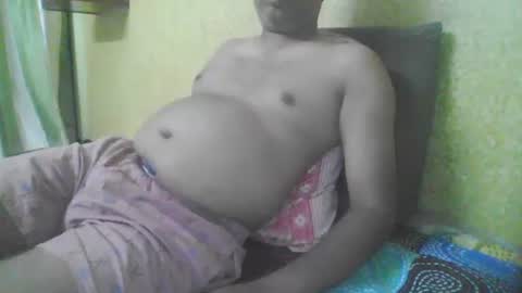 Snapshot of triplexxx007 chatting on 24, 5, 2026 Raaz keeps ur Raaz online show from 24, 5, 2026