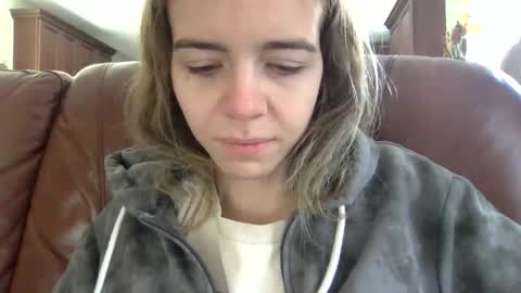 Snapshot of trippybb222 chatting on 7, 11, 2025 trippybb222 online show from 7, 11, 2025