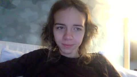 Snapshot of trippybb222 chatting on 21, 11, 2025 trippybb222 online show from 21, 11, 2025