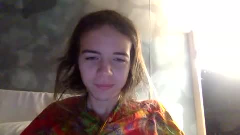 Snapshot of trippybb222 chatting on 24, 11, 2025 trippybb222 online show from 24, 11, 2025