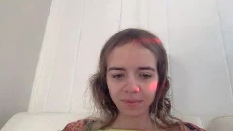 Snapshot of trippybb222 chatting on 15, 12, 2025 trippybb222 online show from 15, 12, 2025