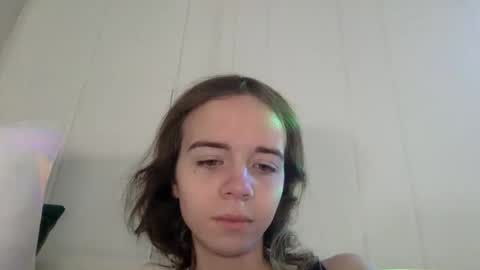 Snapshot of trippybb222 chatting on 16, 12, 2025 trippybb222 online show from 16, 12, 2025