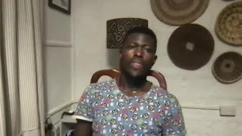 Snapshot of trisboo5 chatting on 15, 12, 2024 Trisboo5 online show from 15, 12, 2024