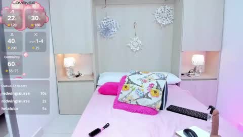 Snapshot of trishamoon chatting on 17, 12, 2024 TRISHA online show from 17, 12, 2024