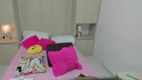 Snapshot of trishamoon chatting on 23, 1, 2025 TRISHA online show from 23, 1, 2025