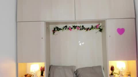 Snapshot of trishamoon chatting on 8, 3, 2025 TRISHA online show from 8, 3, 2025