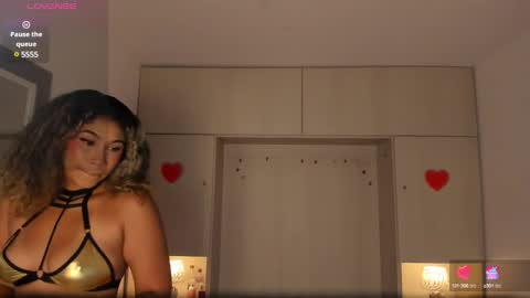 Snapshot of trishamoon chatting on 11, 3, 2025 TRISHA online show from 11, 3, 2025
