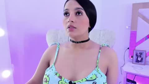 Snapshot of trissha_xk1 chatting on 30, 6, 2026 Trissha online show from 30, 6, 2026