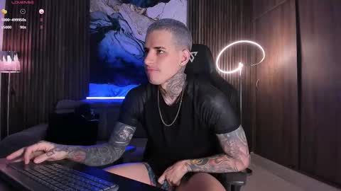 Snapshot of trisstan_ chatting on 30, 10, 2025 Alexander online show from 30, 10, 2025