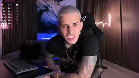 Snapshot of trisstan_ chatting on 19, 11, 2025 Alexander online show from 19, 11, 2025