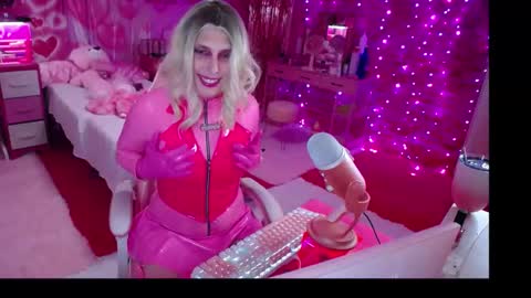 Snapshot of trista_doll chatting on 1, 3, 2025 trista_doll online show from 1, 3, 2025