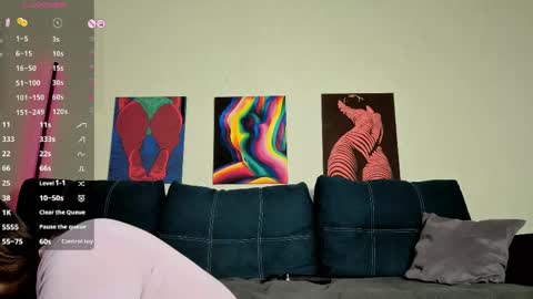 Snapshot of trixibell chatting on 22, 4, 2026 trixibell online show from 22, 4, 2026